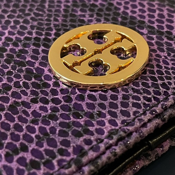 💯Authentic Tory Burch Long card wallet with chain *Purple💜 - Picture 6 of 16